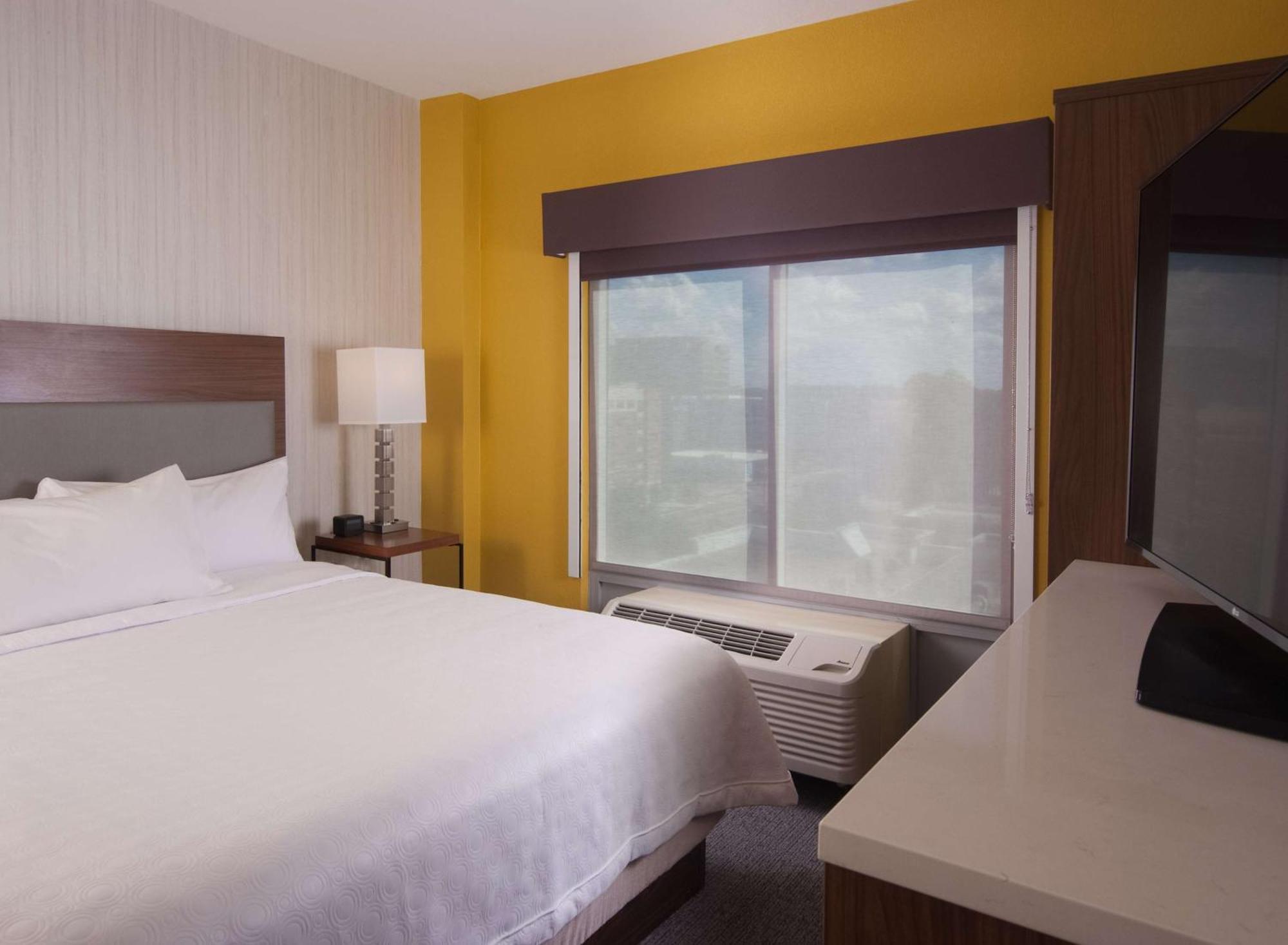 Hotel Home2 By Hilton Atlanta Perimeter Center