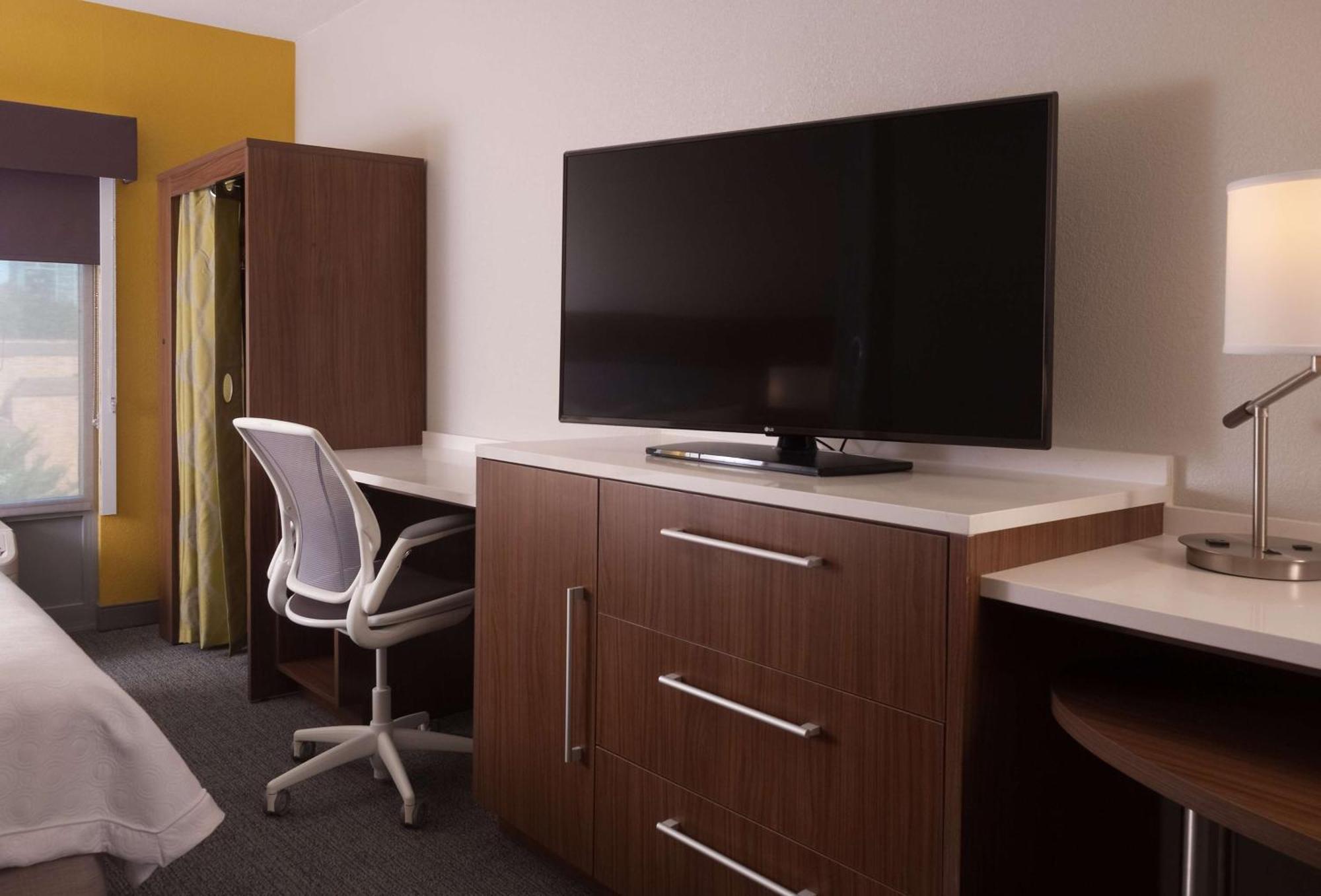 Home2 By Hilton Atlanta Perimeter Center 3*